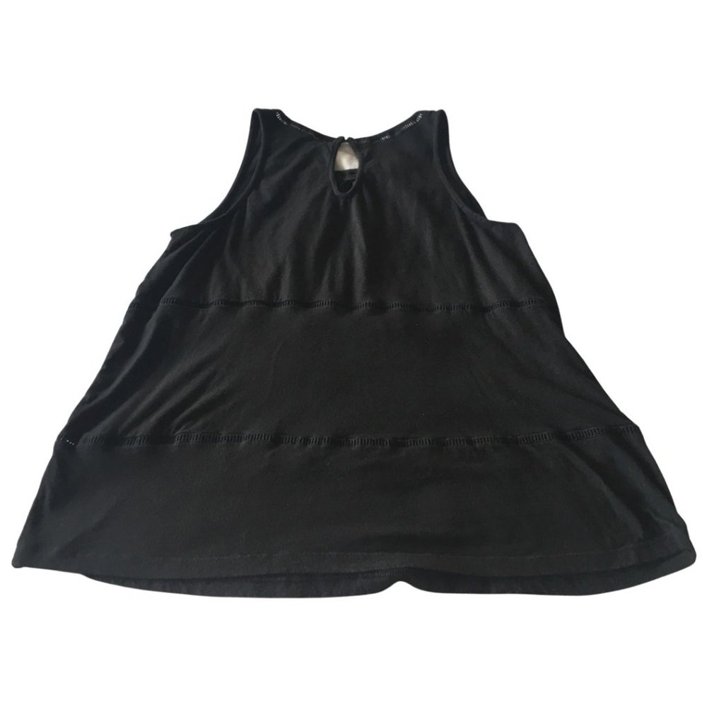 🌸6/20 Flowy A-line black tank